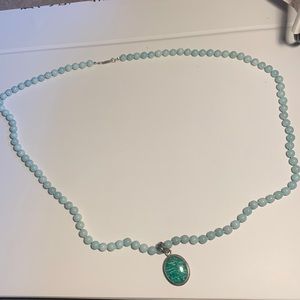 Adventurine necklace with pendant